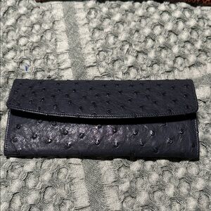 Classic Ostrich-Leather Clutch Wallet in Deep Navy NWT